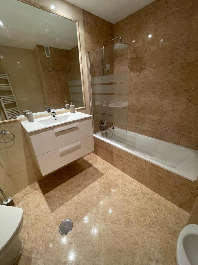 Arizonica Suites Chamartin Madrid Ngoại thất bức ảnh
