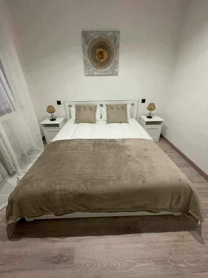 Arizonica Suites Chamartin Madrid Ngoại thất bức ảnh